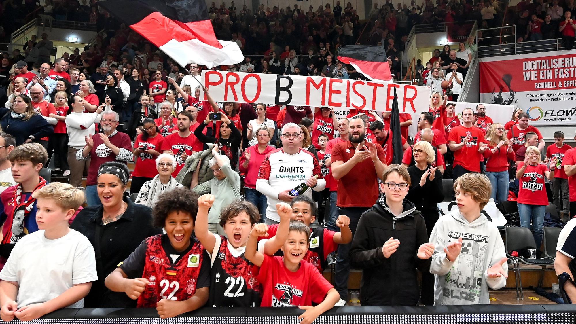 20250525-UHK-Basketball Bayer Giants-Wolmirstedt
Meister Bayer Giants
Foto: Uli Herhaus