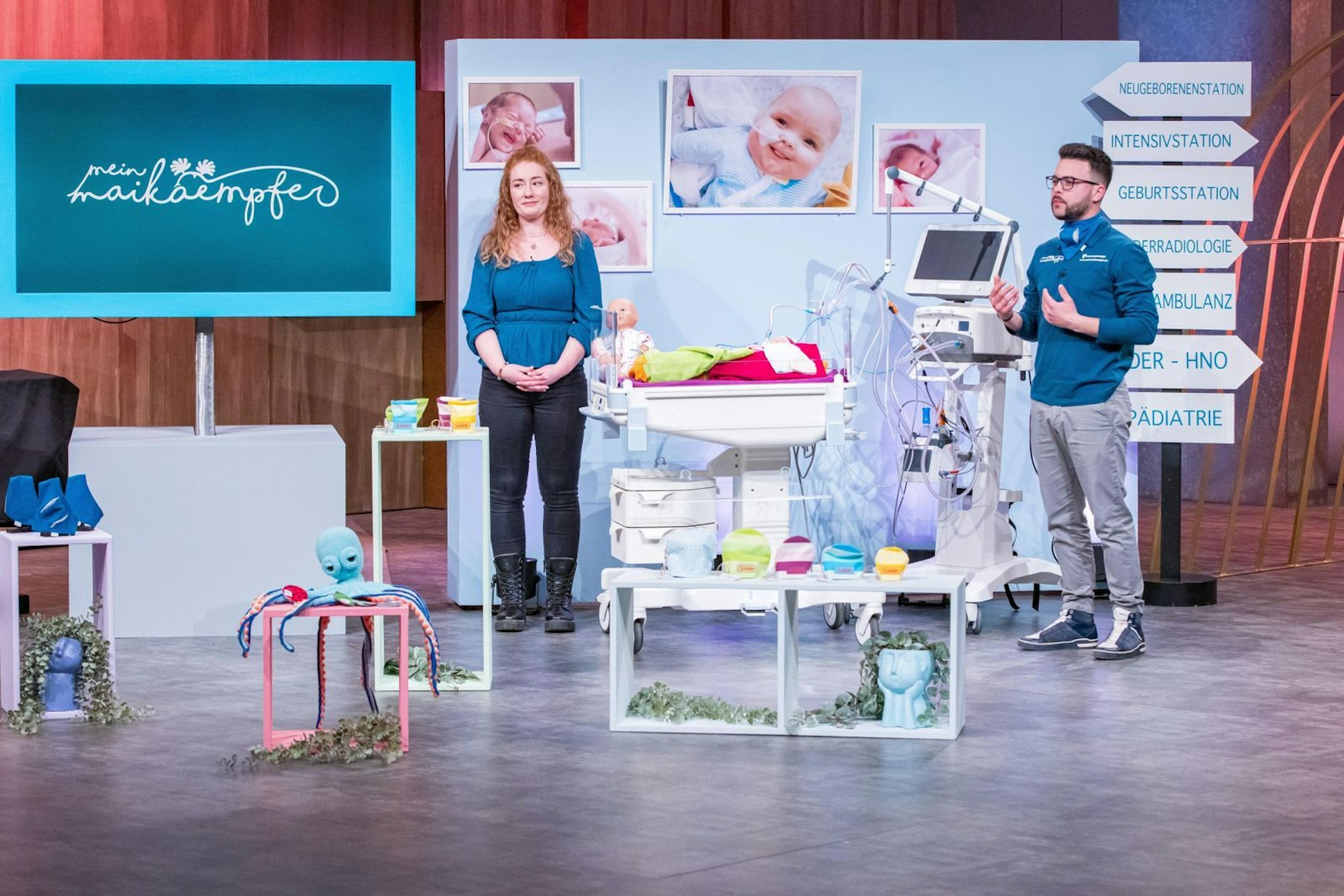 Die Präsentation der „Meinmaikämpfer“-Gründer rührt nicht nur Janna Ensthaler zu Tränen. Es gibt starke Emotionen - aber dann doch kein Geld für das Start-up. (Bild: RTL / Bernd-Michael Maurer)