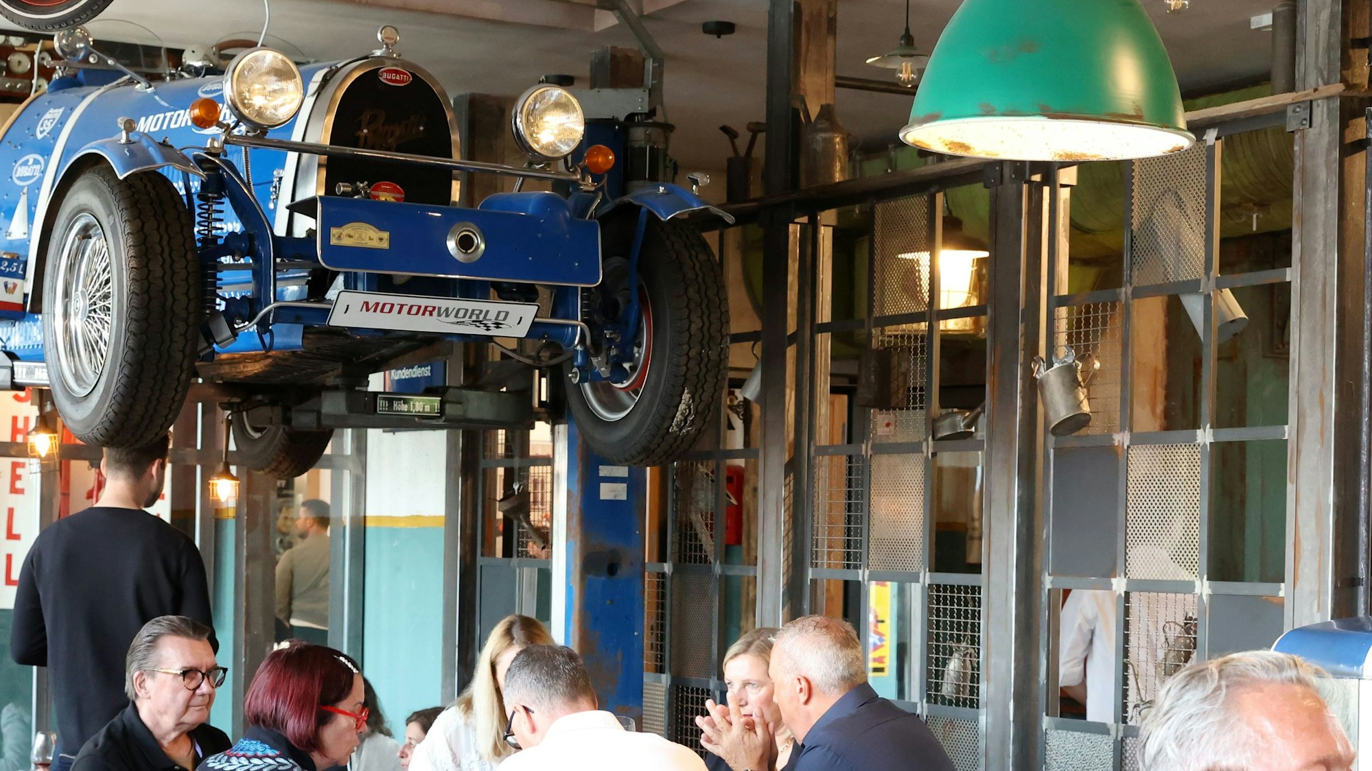 Impressionen aus der Motorworld beim „Meet & Taste“ der Cologne Fine Food Days