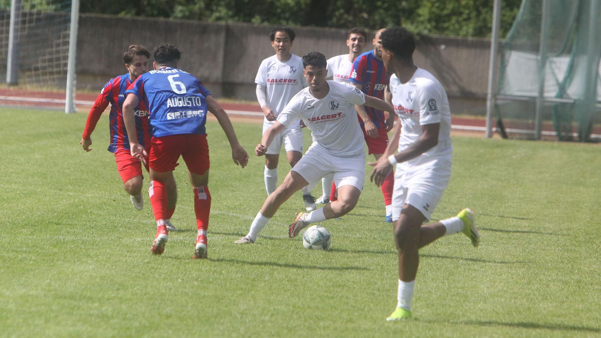 Ishak Adahchur verlor mit dem Siegburger SV 04 mit 4:6 gegen den Bonner SC.