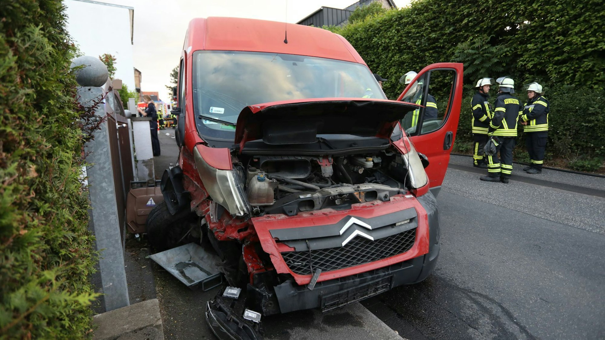 Mutmaßlicher Unfallverursacher in Königswinter-Vinxel war der Fahrer dieses Transporters.