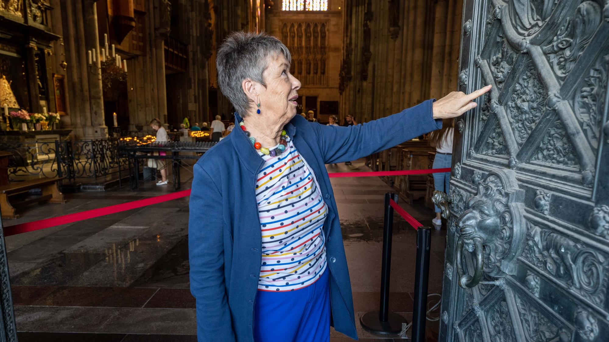 Dämonenreliefs am nördlichen Seiteneingang. Rundgang durch den Kölner Dom mit Dombaumeisterin a.D. Prof. Dr. Barbara Schock-Werner.
