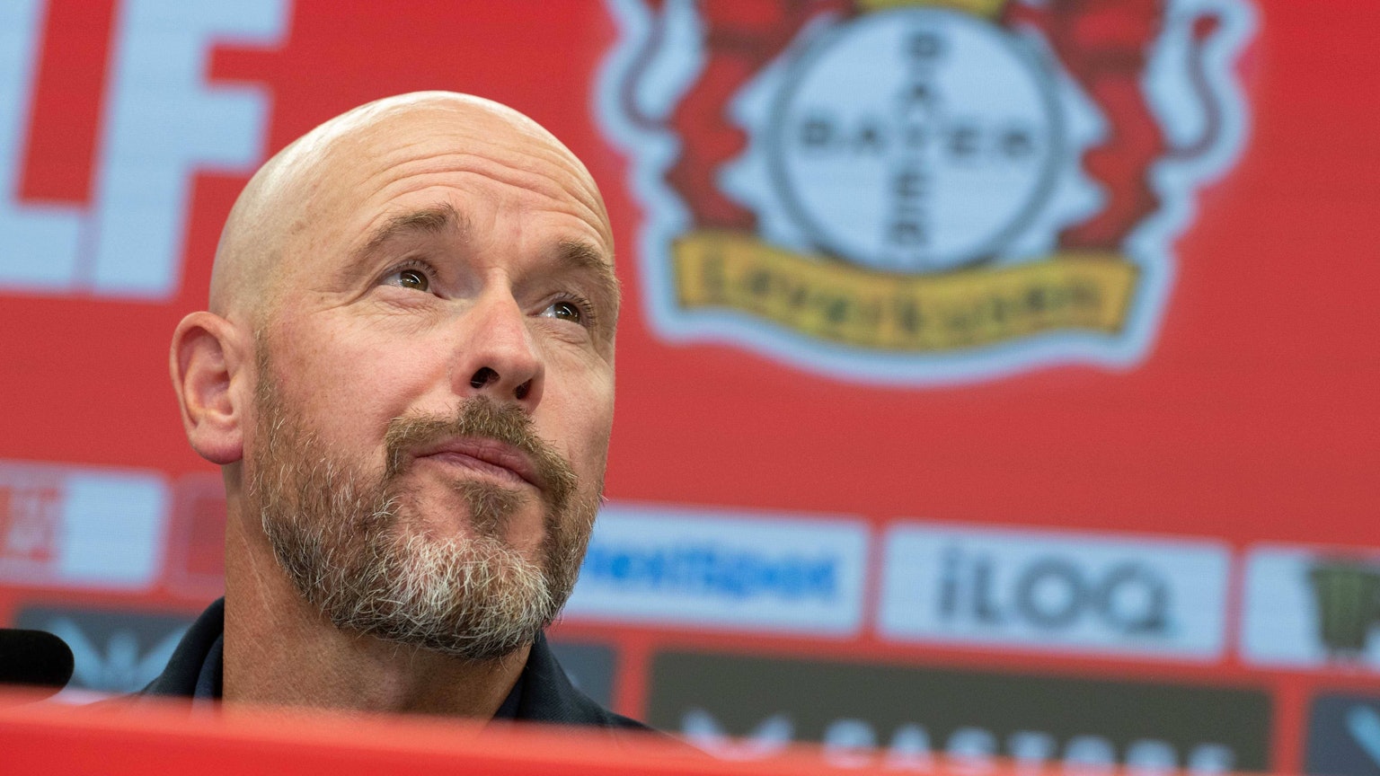 Erik TEN HAG, neuer Chefftrainer, Portraet, Porträt, Portrait, Angeschnittenes Einzelbild, Einzelmotiv, Vorstellung von Erik TEN HAG als neuer Trainer von Bayer Leverkusen. 26.05.2025 in der Bayarena Leverkusen, Â *** Erik TEN HAG, new head coach, portrait, portrait, cropped single image, single motif, presentation of Erik TEN HAG as new coach of Bayer Leverkusen 26 05 2025 in the Bayarena Leverkusen, Â