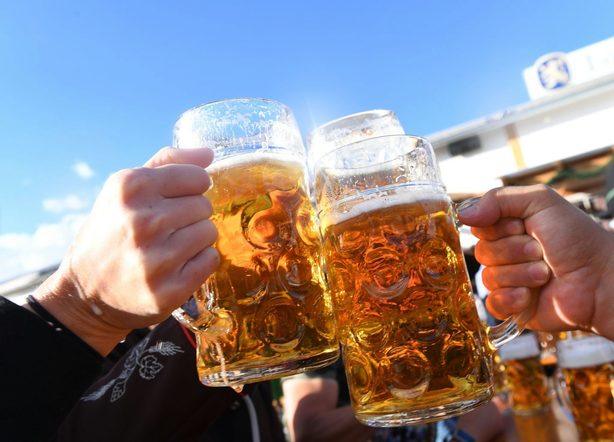 Kostet heuer bis zu 15,80 Euro: Die Wiesn-Maß.