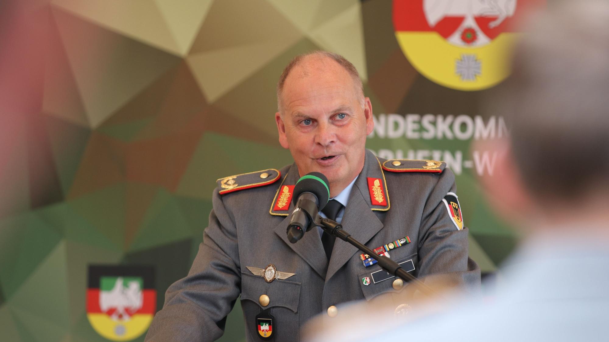 Brigadegeneral Hans-Dieter Müller, Kommandeur Landeskommando NRW