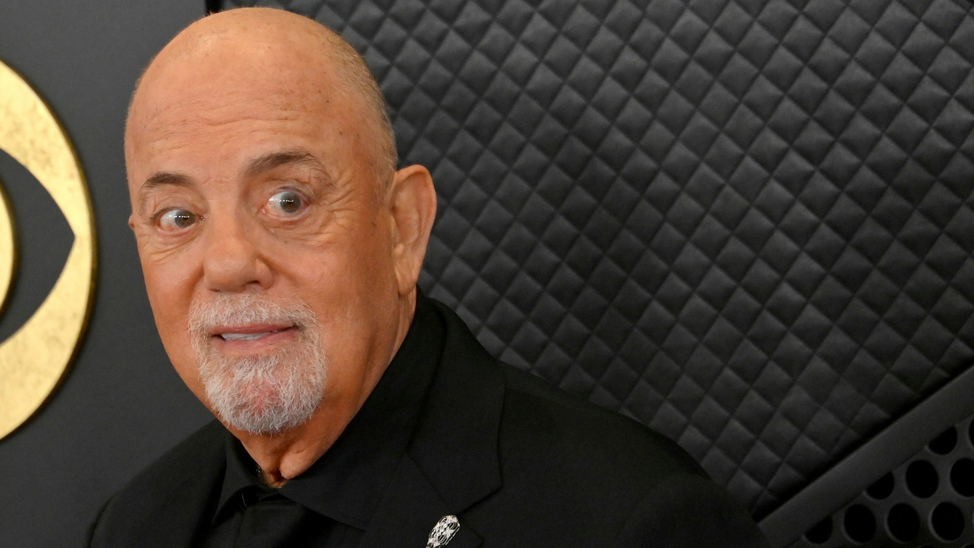 Billy Joel besucht die 66. jährlichen Grammy Awards in der Crypto.com Arena in Los Angeles.