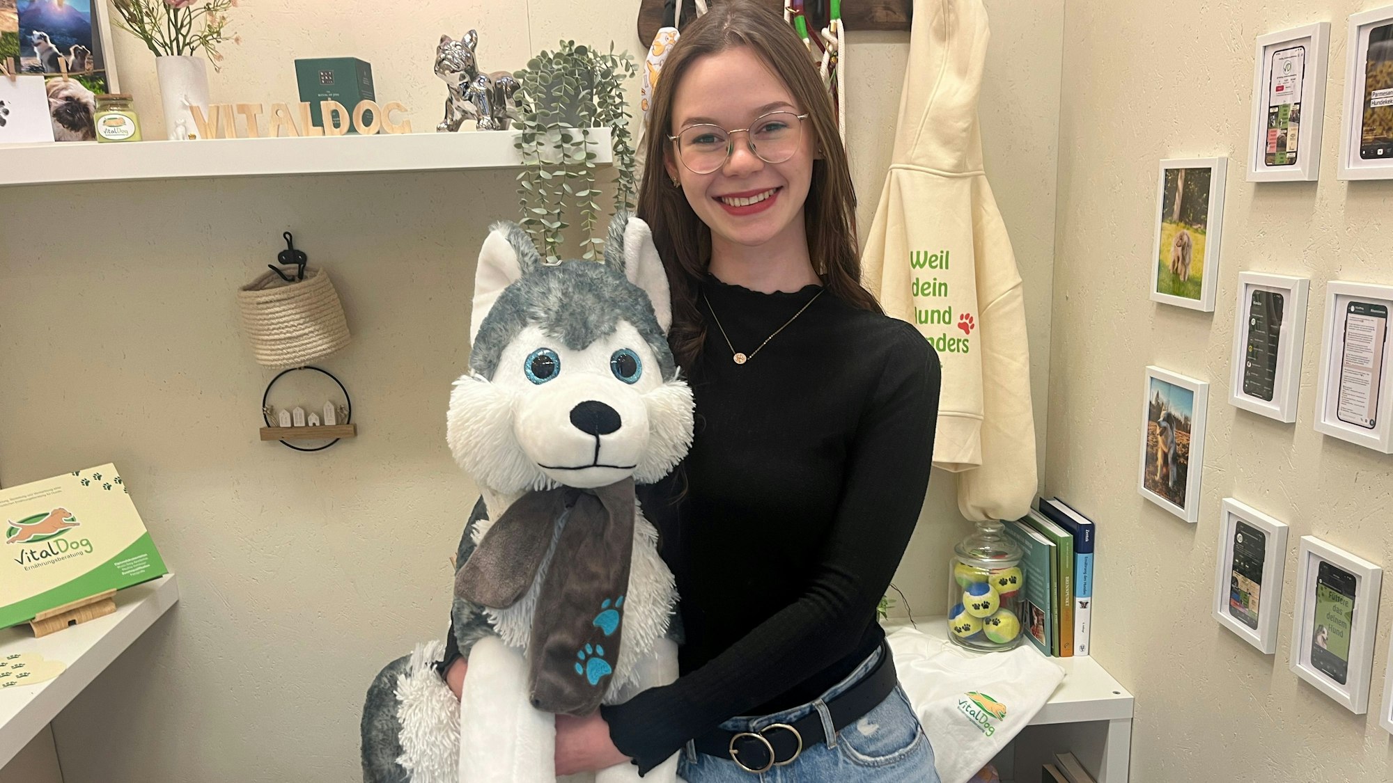 Pauline Imhäuser bietet eine Beratungsstelle für ganzheitliche Hundeernährung.