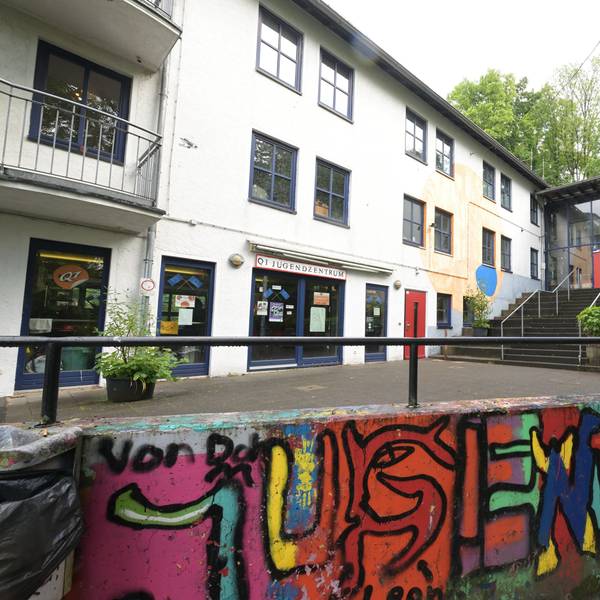 Das Foto zeigt das Jugendzentrum Q1