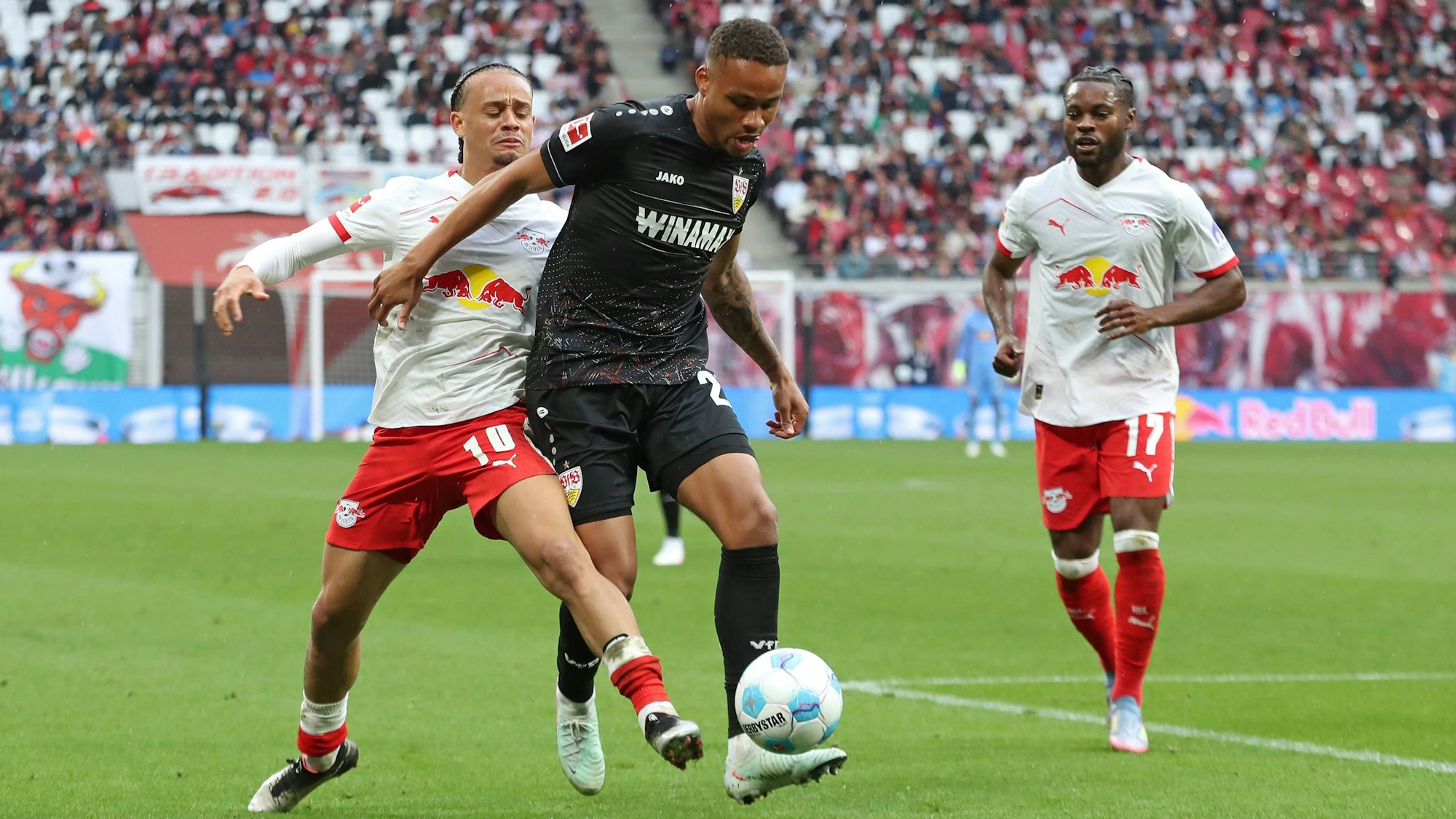Nikolas Nartey (25) verlässt den VfB Stuttgart mit Ablauf seines Vertrags. Gerüchteweise wird der Däne mit seinem Ex-Klub 1. FC Köln in Verbindung gebracht.