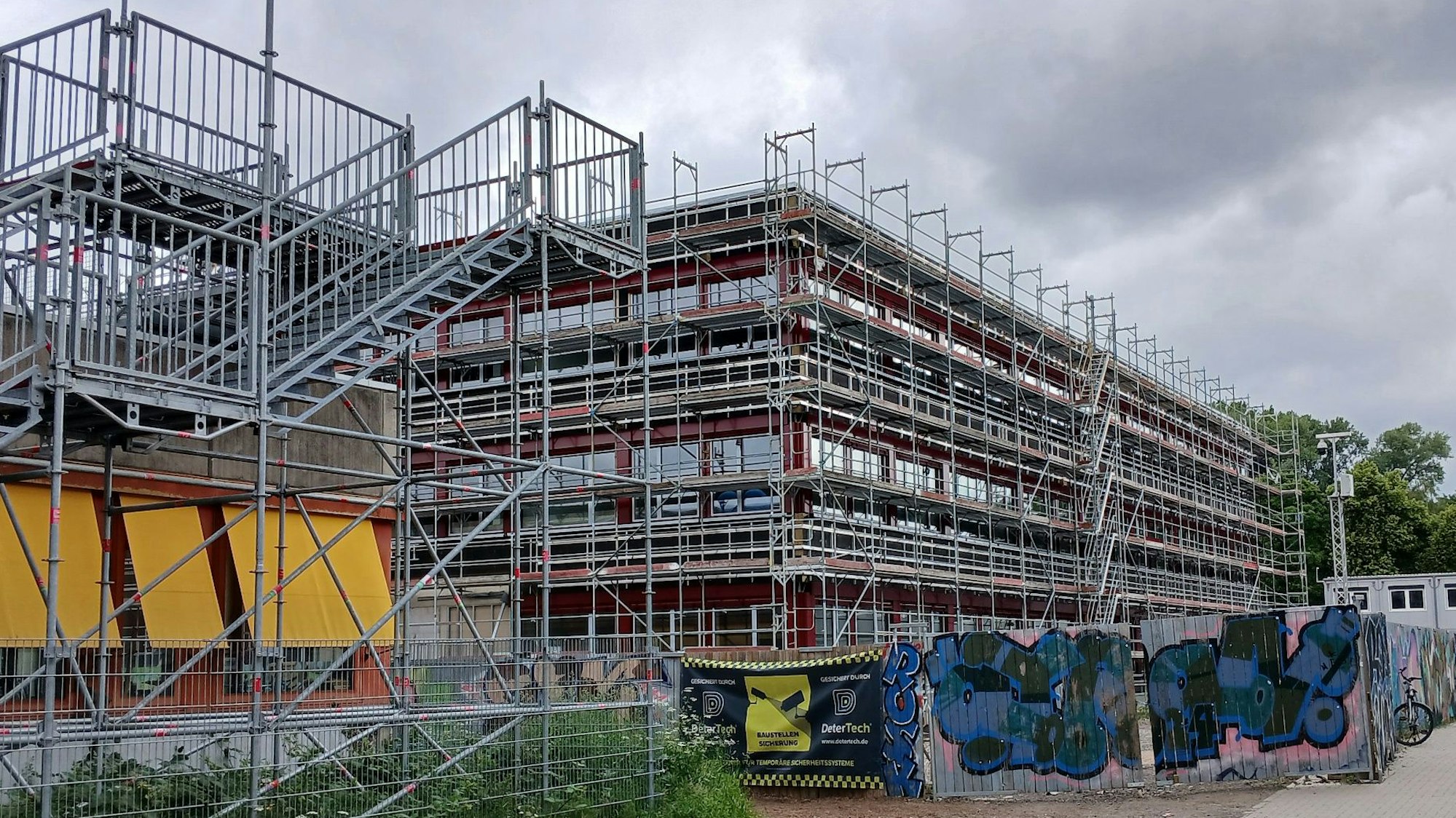 Bildungscampus Neuenhof, Neubau für Verwaltung und Unterrichtsräume