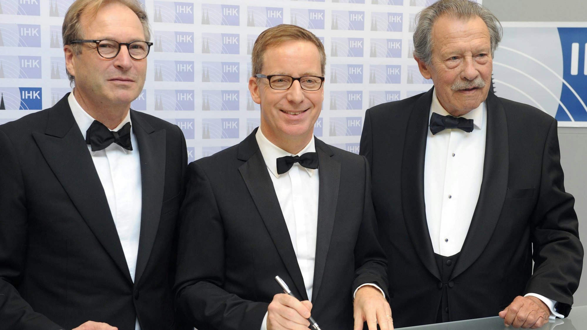 Alfred Neven DuMont, Paul Bauwens-Adenauer und Michael Hüther beim Neujahrsempfang der IHK 2015