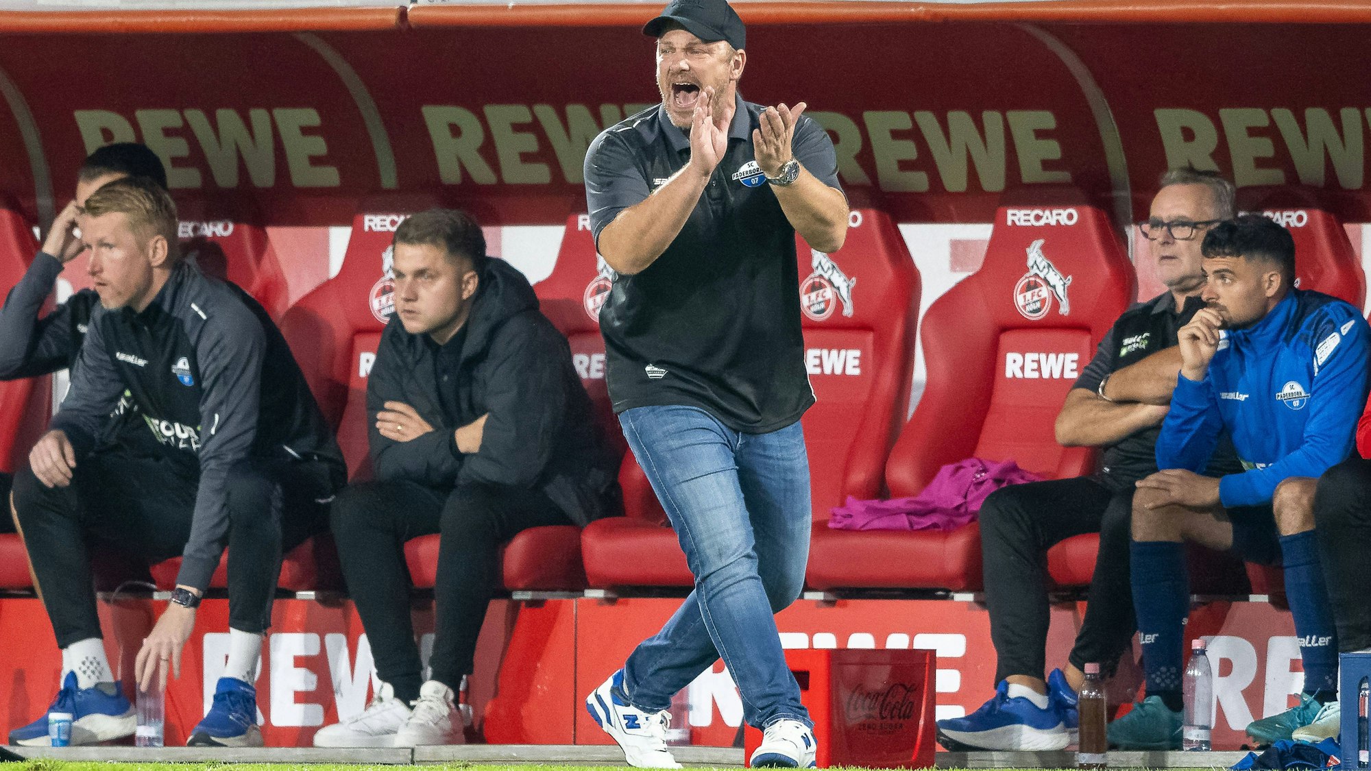 Lukas Kwasniok beim Sieg des SC Paderborn im Oktober 2024 in Köln