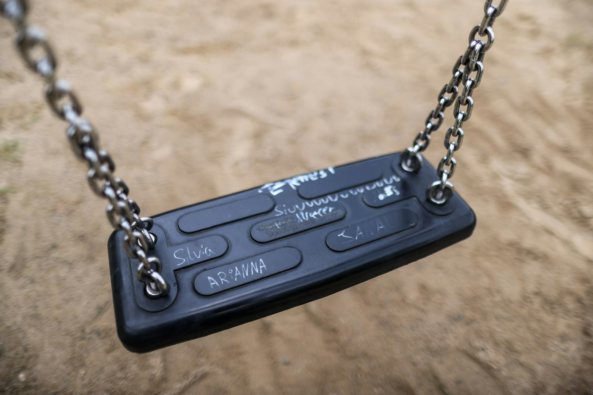 Auf dem Spielplatz wurde ein Blindgänger gefunden. (Symbolbild)