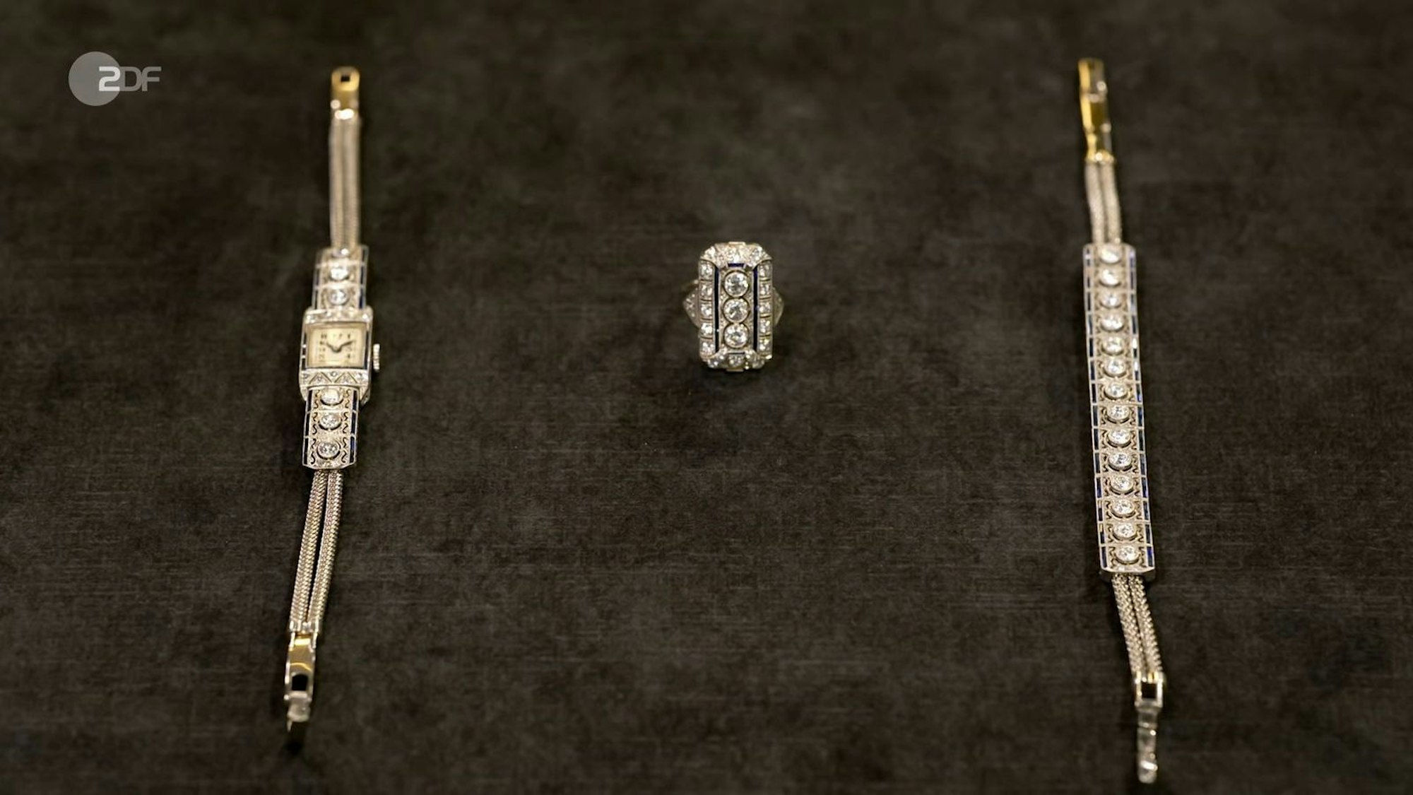 Bares für Rares"-Verkäuferin hofft auf 15.000 Euro - dann folgt die große Ernüchterung | Kölner Stadt-Anzeiger