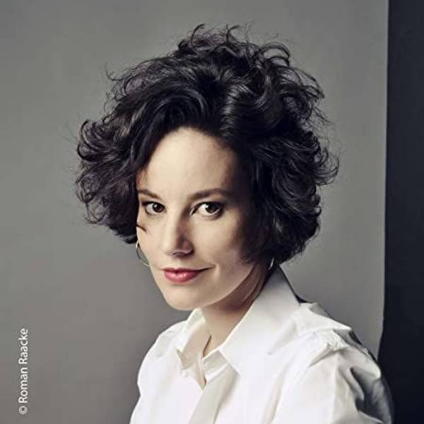 Claudia Schumacher, Autorin