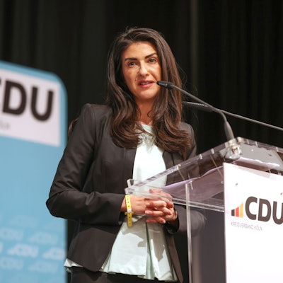 05.04.2025
Köln:
Kreisparteitag der CDU Köln mit Vorstandwahlen. Im Fokus unserer Bericherstattung steht der neue Vorstand der CDU Köln. 
Einer der fünf Kandidaten: Serap Güler
Foto: Martina Goyert