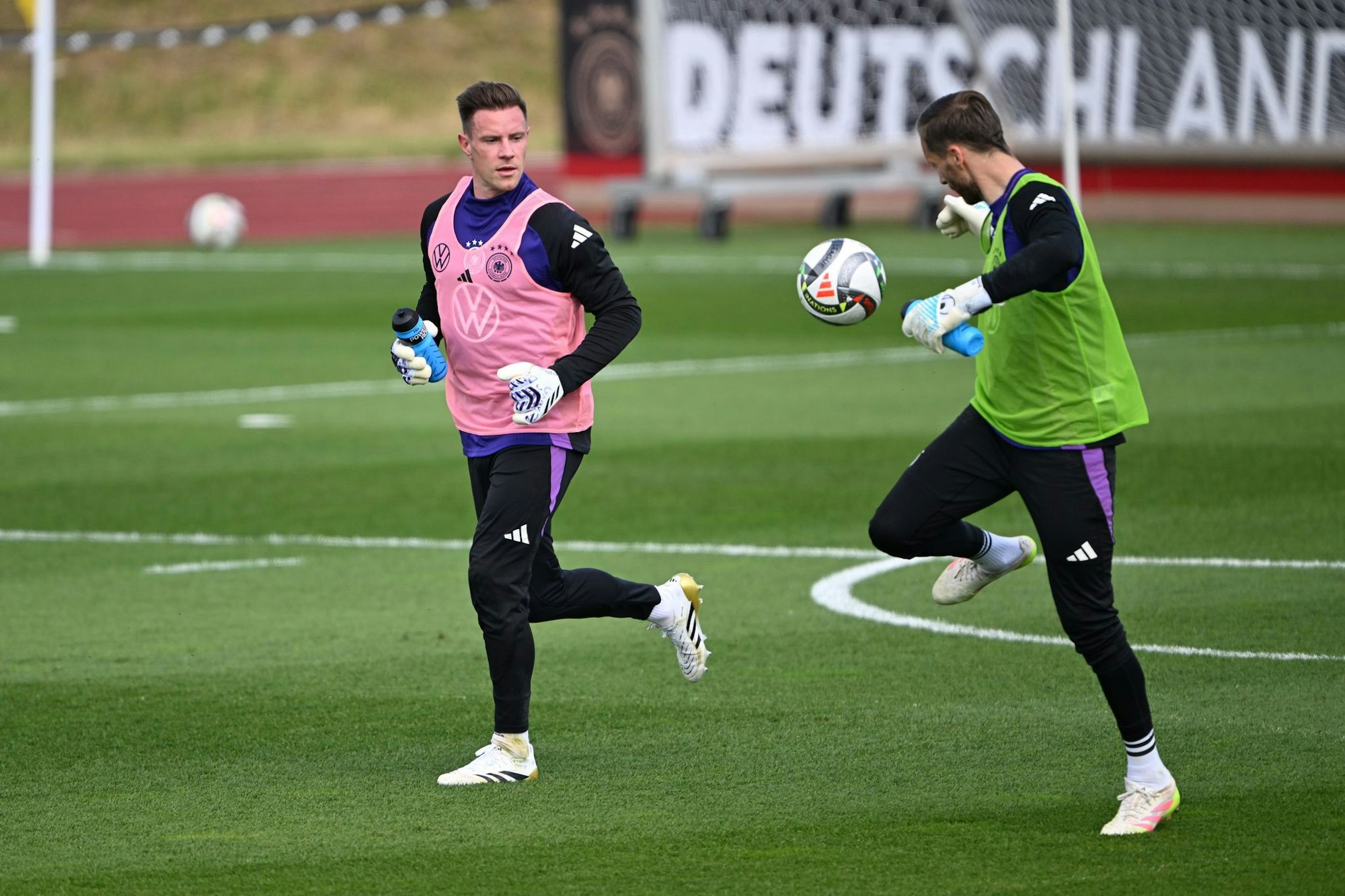 Marc-André ter Stegen ist jetzt auch beim DFB-Team zurück.