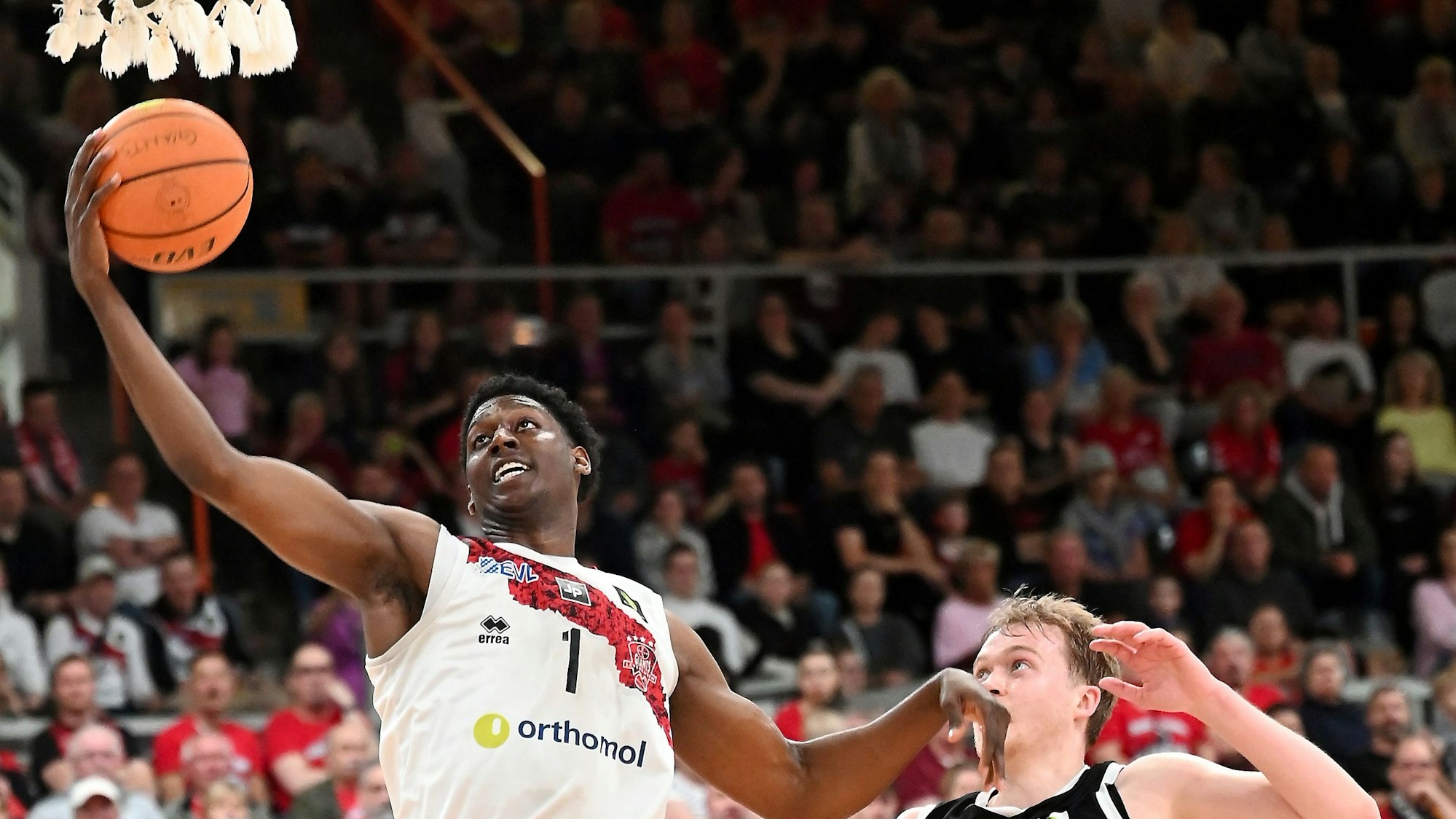 20250525-UHK-Basketball Bayer Giants-Wolmirstedt
links: C.J.Oldham (Bayer)
Foto: Uli Herhaus