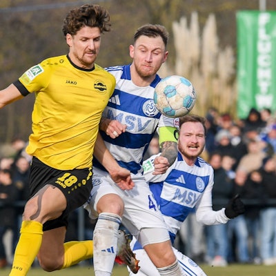 Enzo Wirtz im Spiel gegen den MSV Duisburg