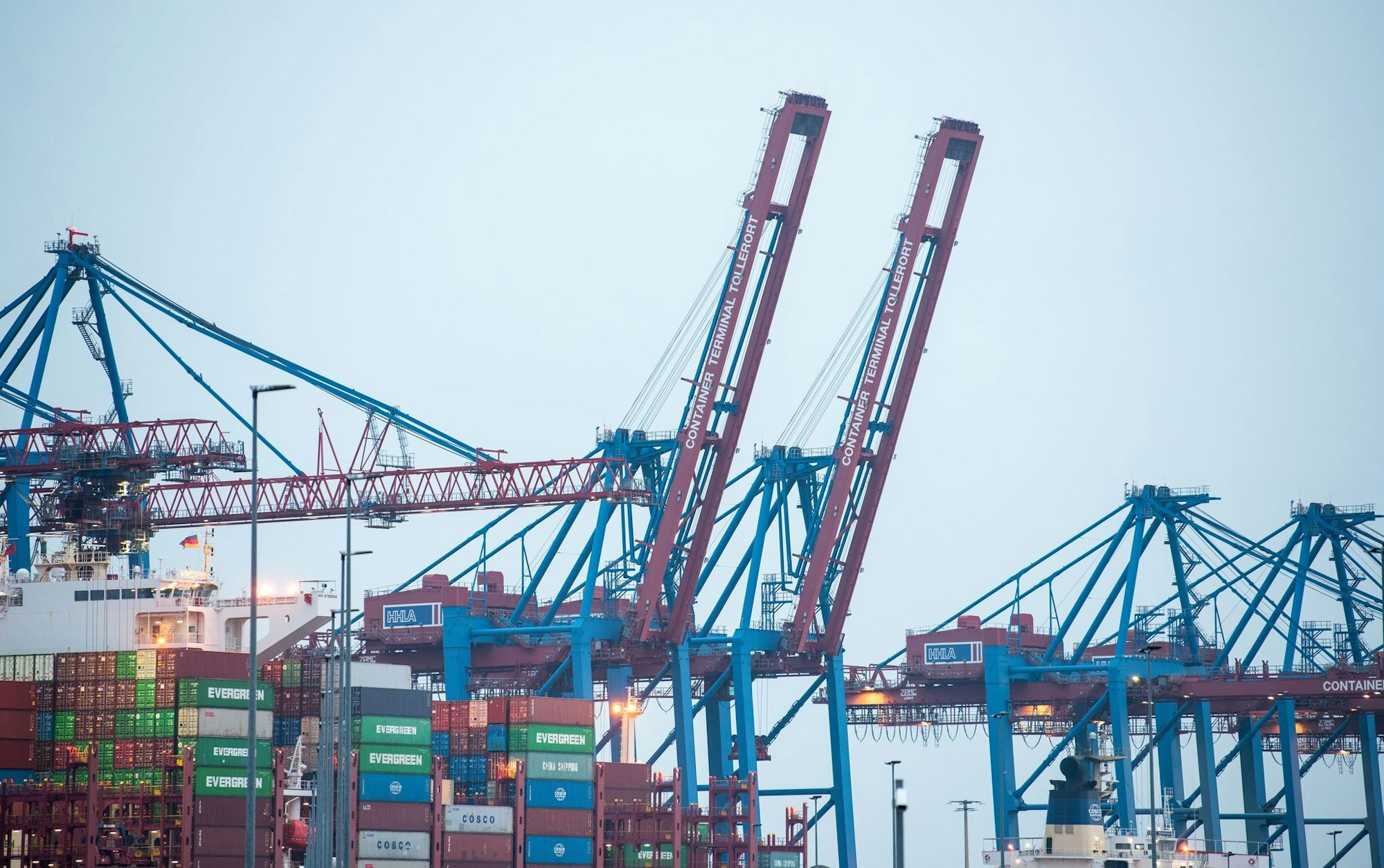 Hamburger Hafen: Der Standort Deutschland steht in der Kritik. (Archivbild)