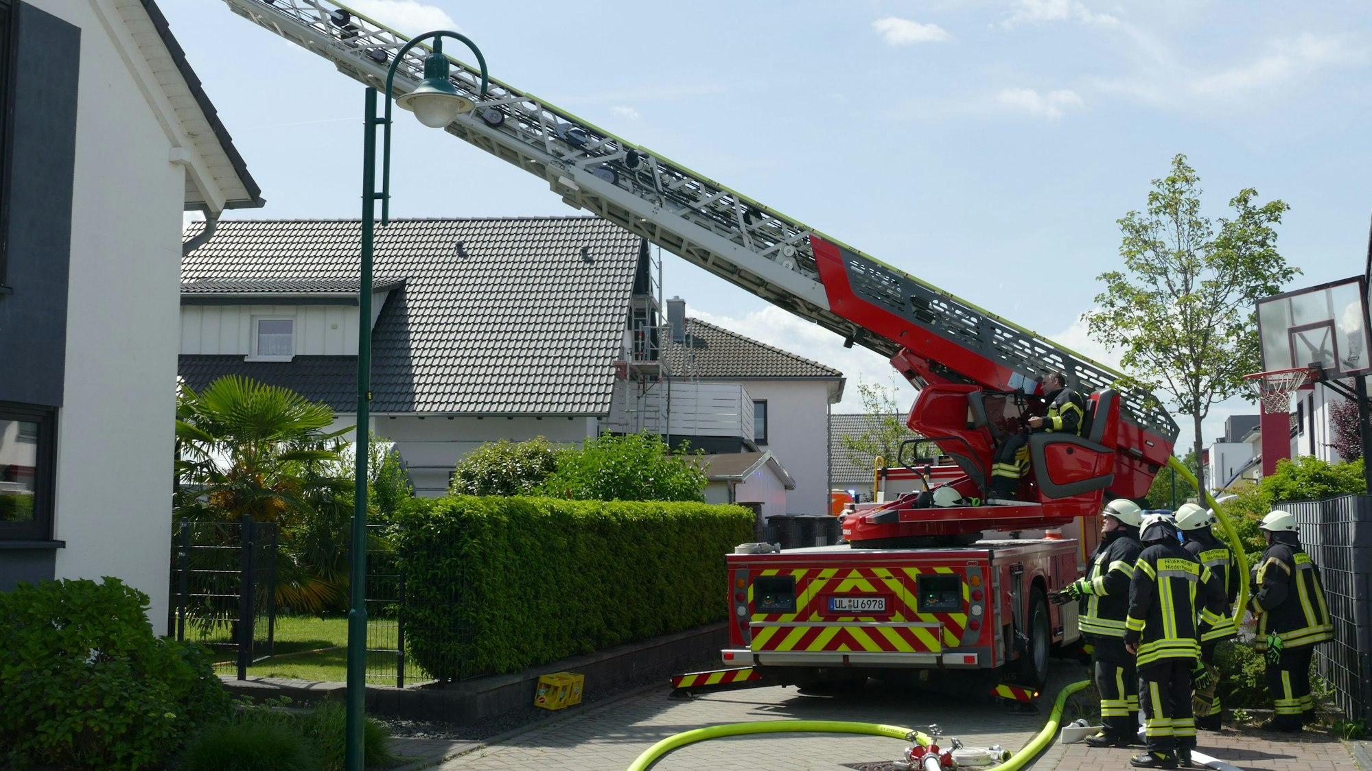 In Niederkassel Lülsdorf hat eine defekte Klimaaanlage ein Feuer verursacht.