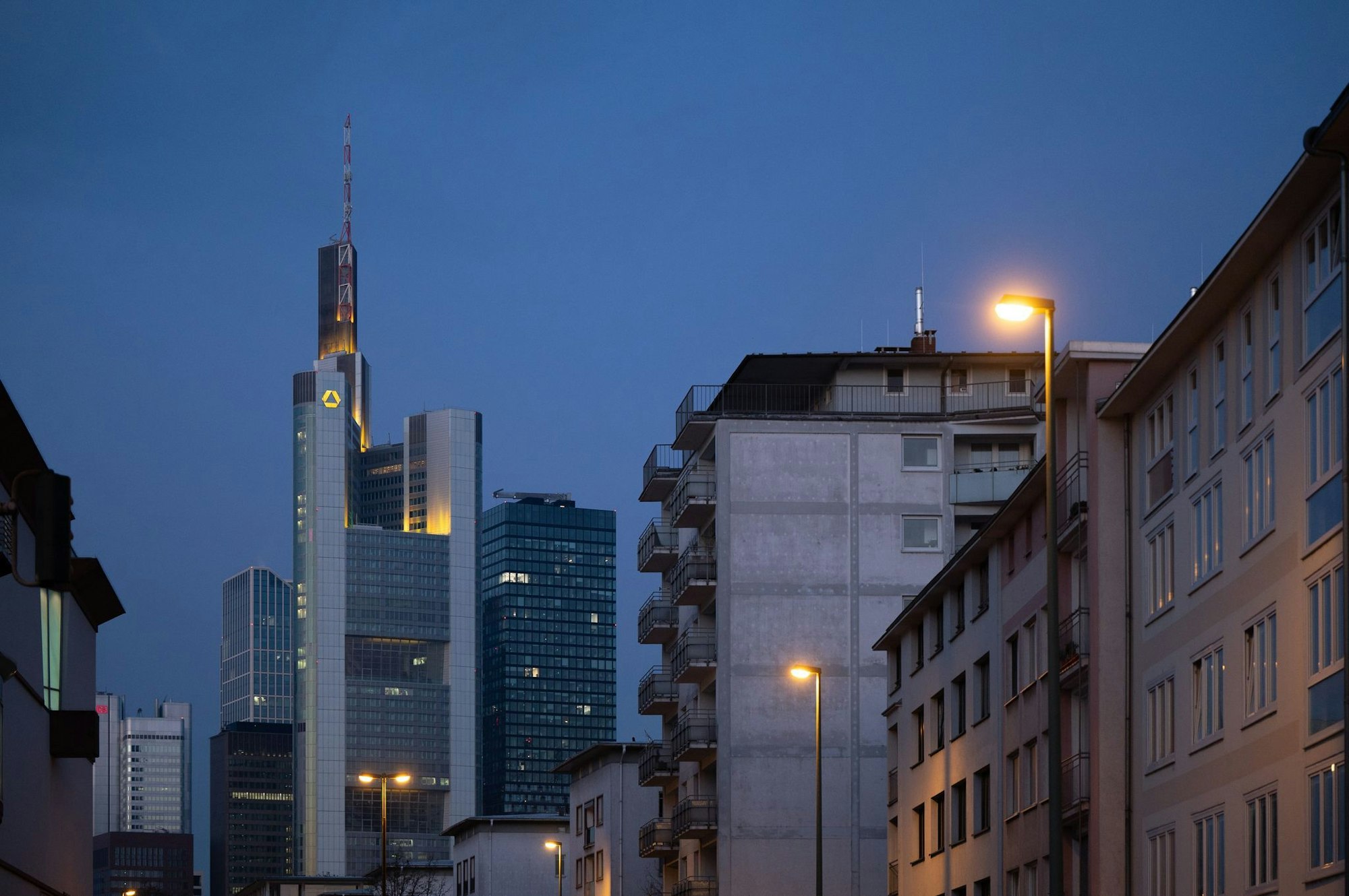 Auch der Commerzbank-Tower gehört zu den Werken seines Büros. (Archivbild)