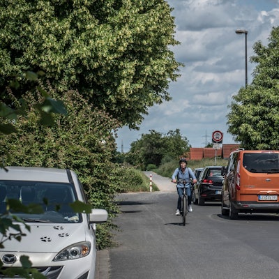 Am Ende der Weinhäuserstraße will der Investor gernot Paeschke eine Kita bauen und sie für 20 jahre an die Stadt vermieten. Foto: Ralf Krieger