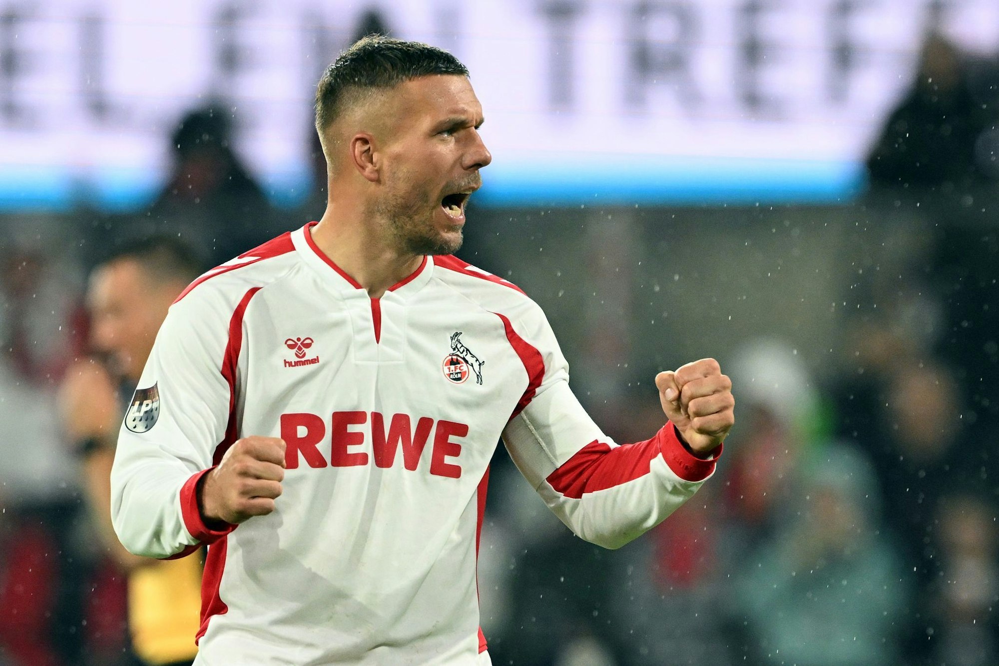 Podolski ist immer noch Kult in Köln.