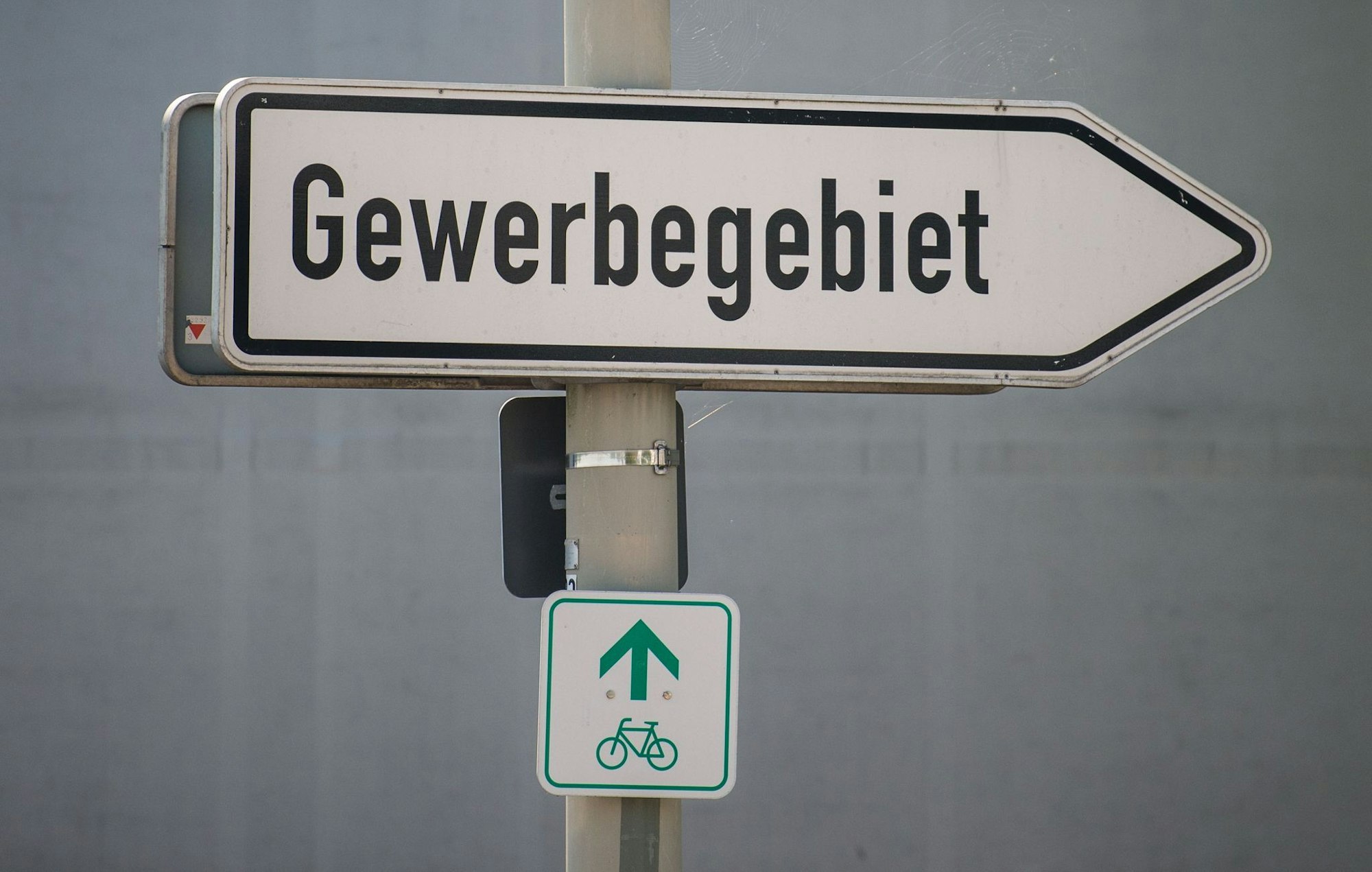 Im Kampf gegen Steuerbetrug geraten in NRW sogenannte Gewerbesteueroasen ins Visier der Ermittler. (Symbolbild)