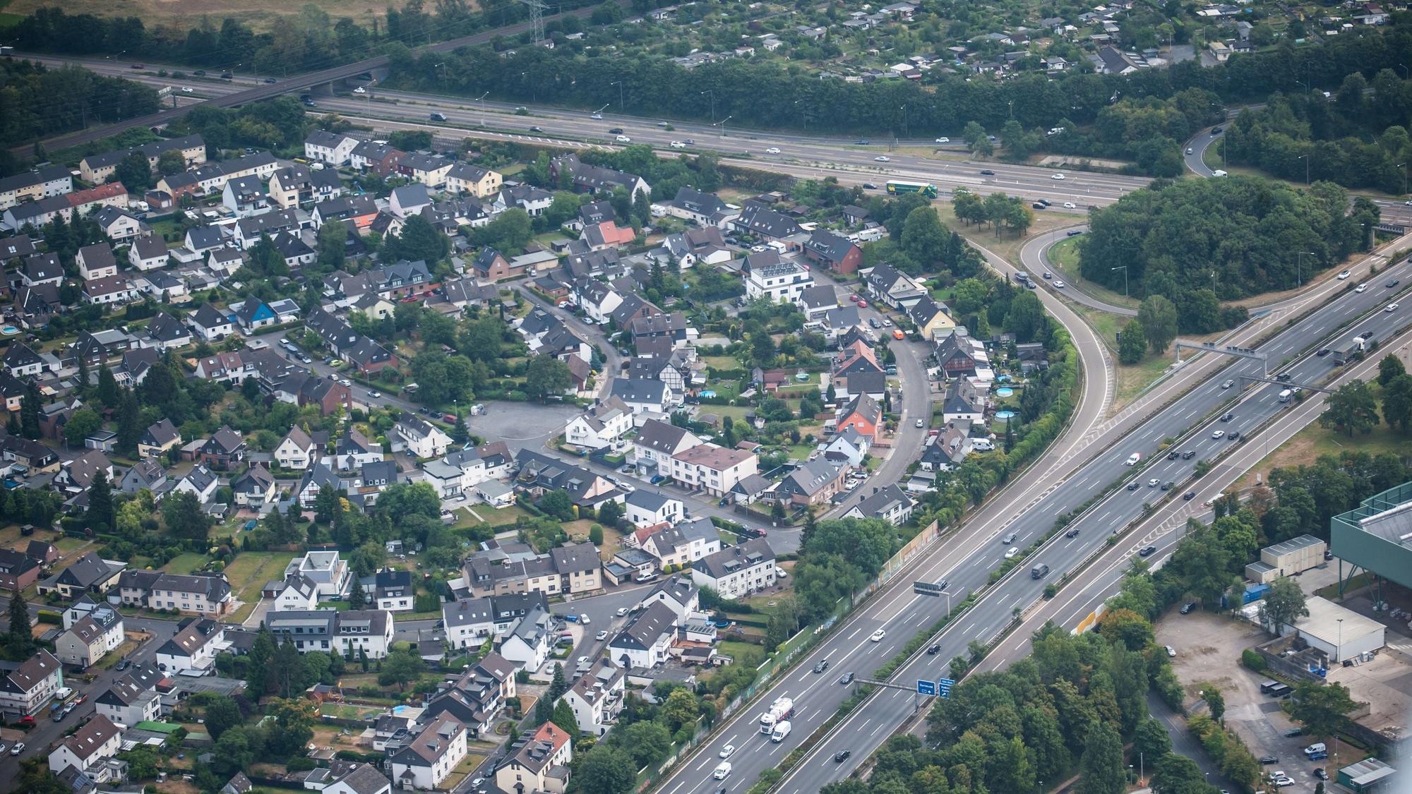 Auch hier soll es einen Ausbau geben: an der Autobahn 3 und am Leverkusener Kreuz.
