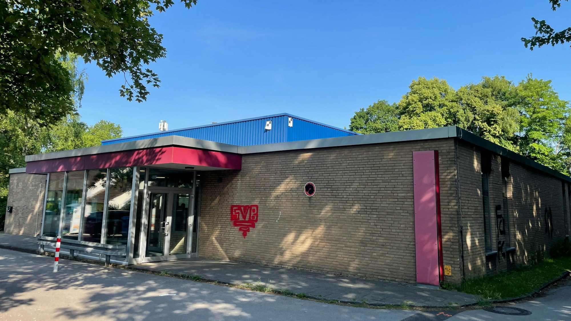 Hallenbad Bergisch Neukirchen.