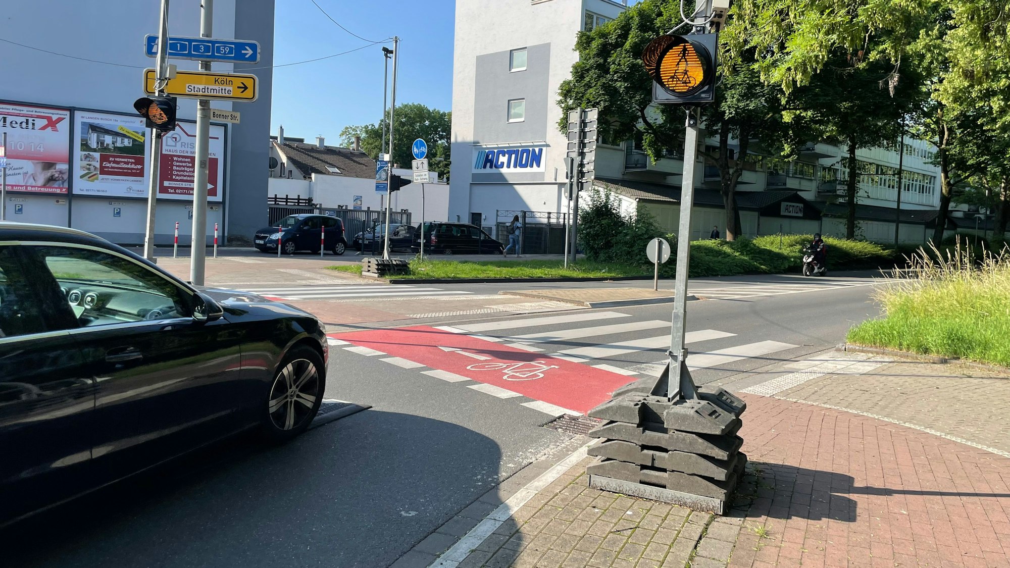 Autofahrer am Berliner Platz in Opladen hätten sich größtenteils an die Vorschriften gehalten.