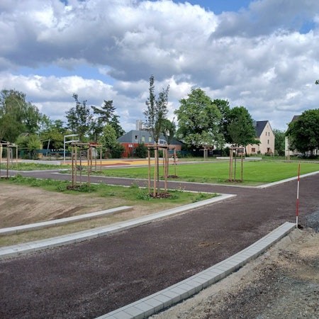 In Siegburg-Brückberg steht ein neuer Sport-und Freizeitplatz kurz vor der Fertigstellung