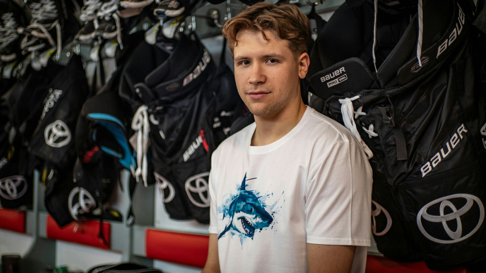 Sten Fischer ist der dritte Neuzugang der Kölner Haie für die Saison 2025/26.