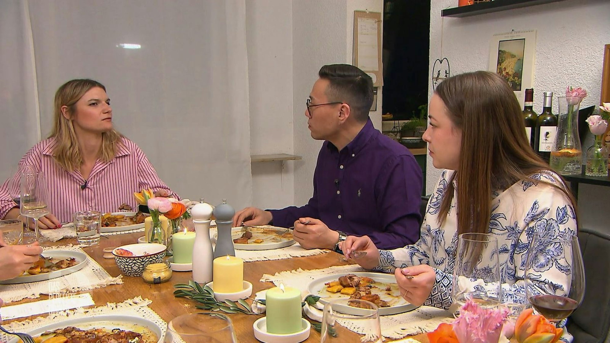 Liana (27) und Ganbold (40) genießen Joans Ossobuco. (Bild: RTL)