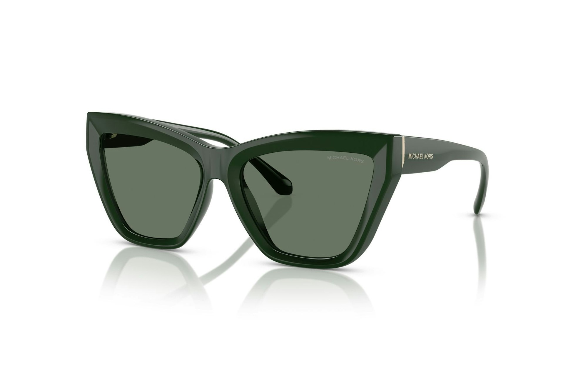 Oversize-Sonnenbrillen mit dunklen Acetat-Rahmen, wie von Michael Kors für 131 Euro, setzen 2025 elegante Akzente und verleihen dem Look eine klassische Note.