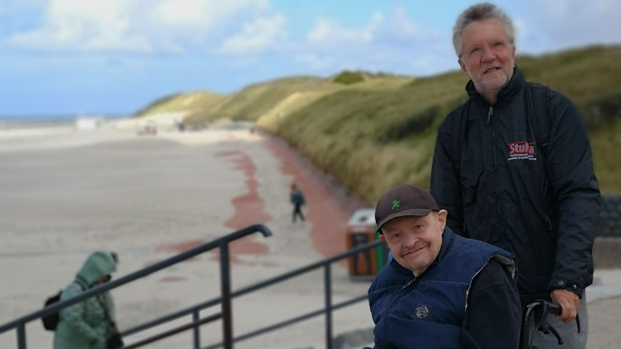 Jochen Kindermann an der Strandpromenade von Norderney