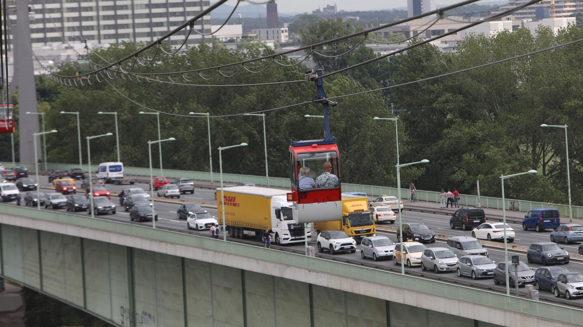 Die Stadt Köln will die Zoobrücke frühestens ab dem Jahr 2040 sanieren.
