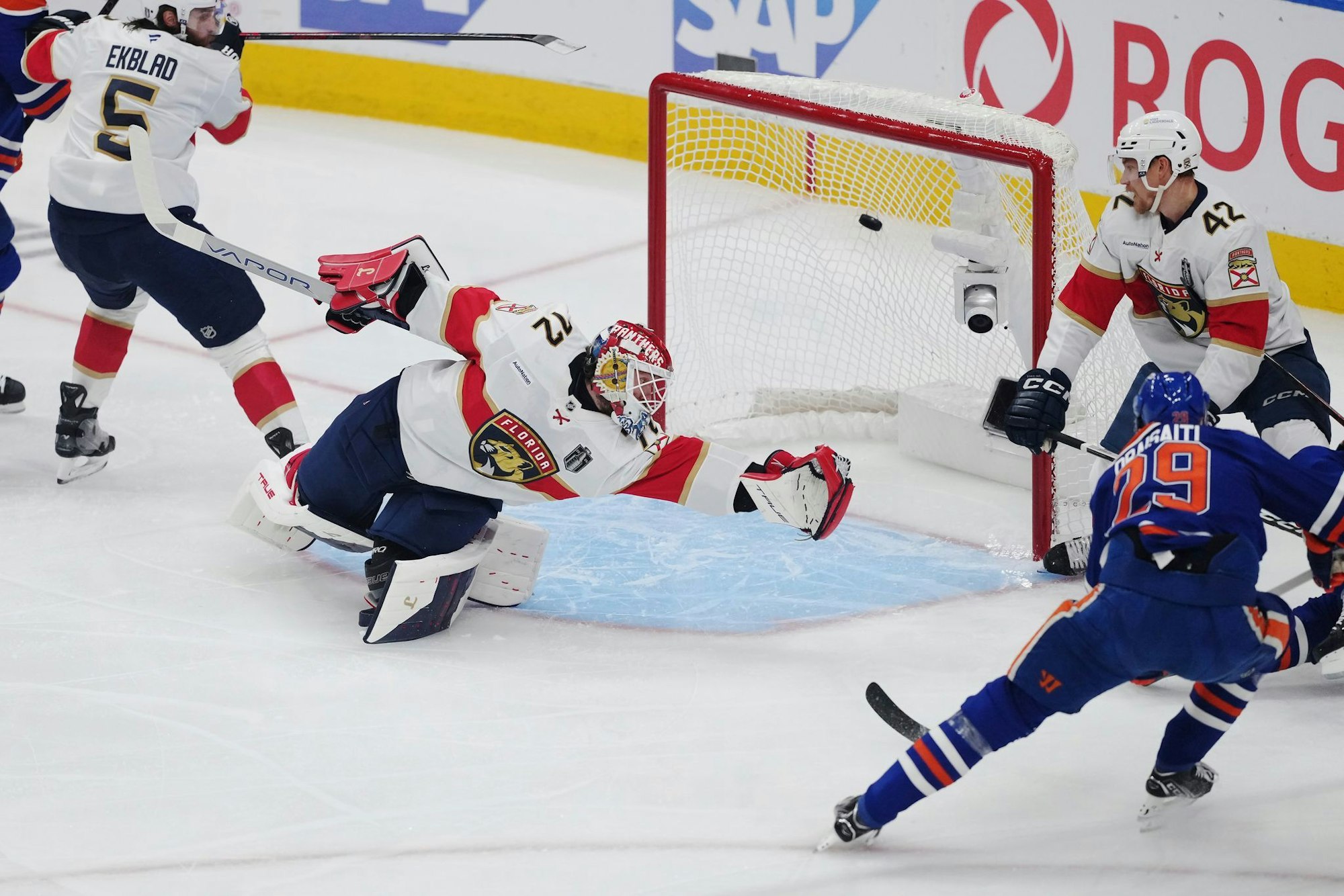 Draisaitl trifft früh zur Führung für die Oilers.