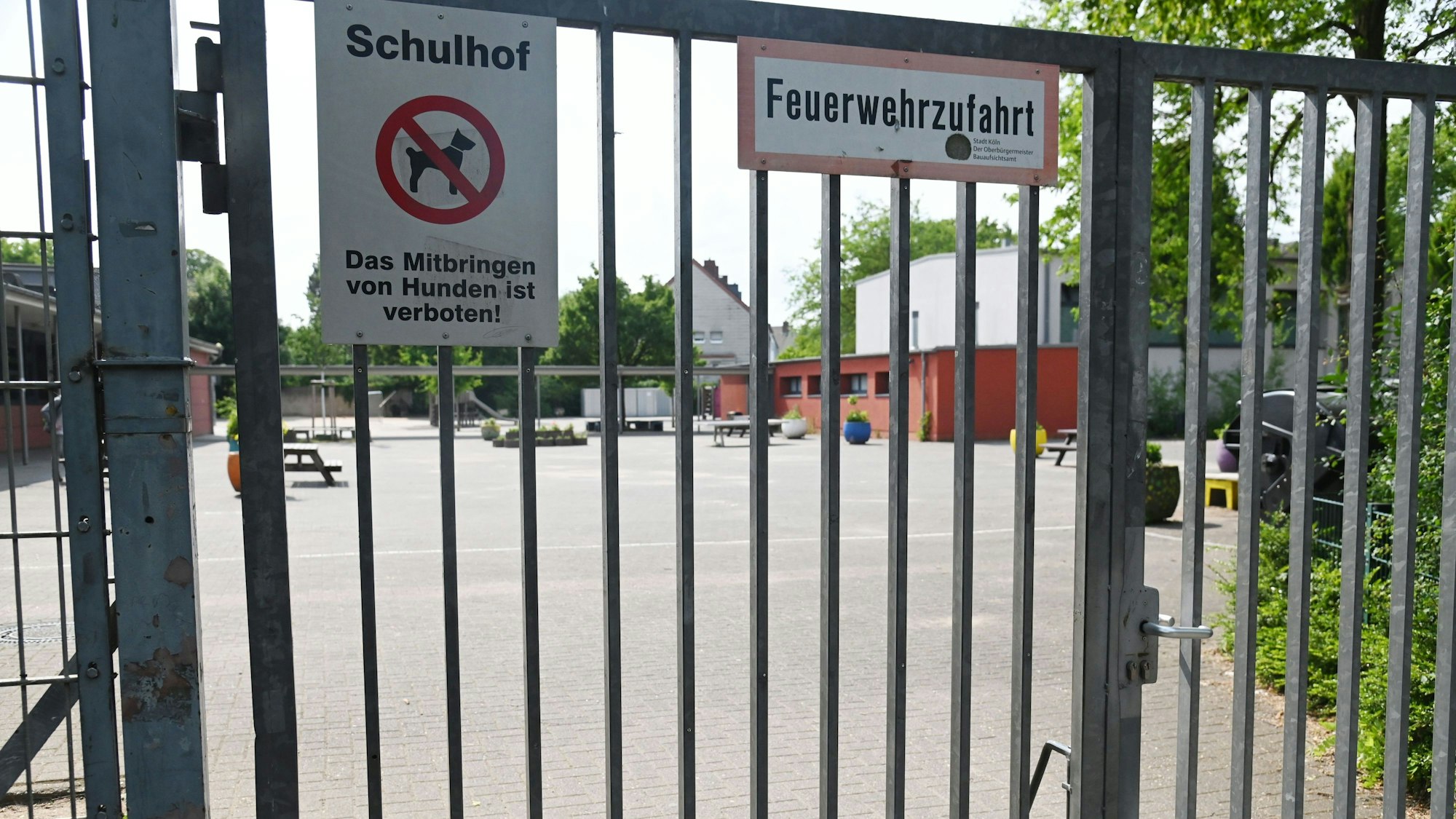 03.06.2025 Köln. Das Projekt Offene Schulhöfe ist eingestellt. GGS Nesselrodestraße. Foto: Alexander Schwaiger