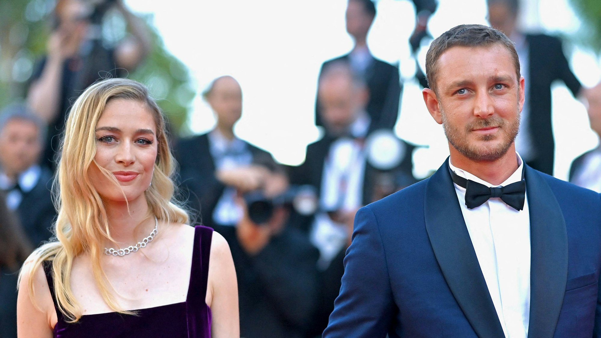 Beatrice Casiraghi (l) und Pierre Casiraghi erwarten ihr drittes Kind.