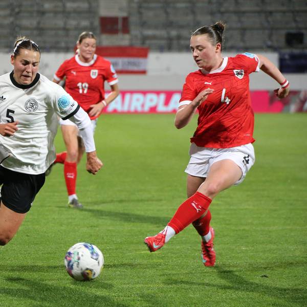 03.06.2025, xgrfx, Fussball UEFA Women s Nations League , Österreich - Deutschland v.l. Carlotta Wamser Deutsche Frauennationalmannschaft, Maria Plattner Österreich DFL/DFB REGULATIONS PROHIBIT ANY USE OF PHOTOGRAPHS as IMAGE SEQUENCES and/or QUASI-VIDEO Wien *** 03 06 2025, xgrfx, Football UEFA Women s Nations League , Austria Germany v l Carlotta Wamser German Women s National Team , Maria Plattner Austria DFL DFB REGULATIONS PROHIBIT ANY USE OF PHOTOGRAPHS as IMAGE SEQUENCES and or QUASI VIDEO Vienna