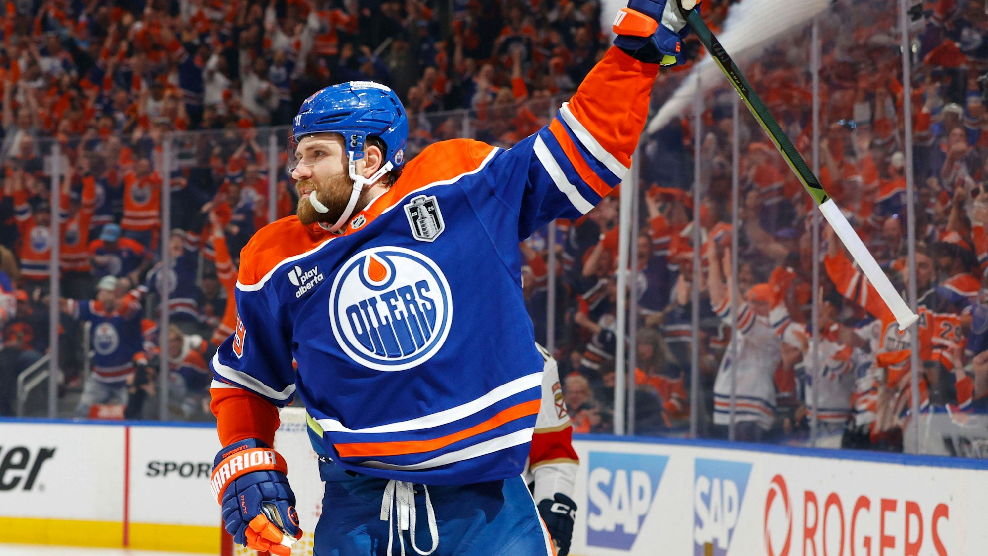 Leon Draisaitl jubelt.