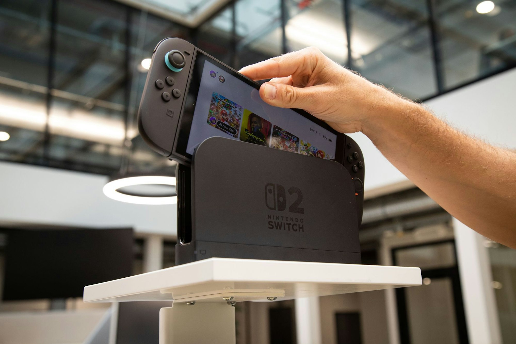 Ab ins Dock mit der Switch 2: So wird aus dem Handheld eine stationäre Konsole - wie auch schon beim Vorgänger.