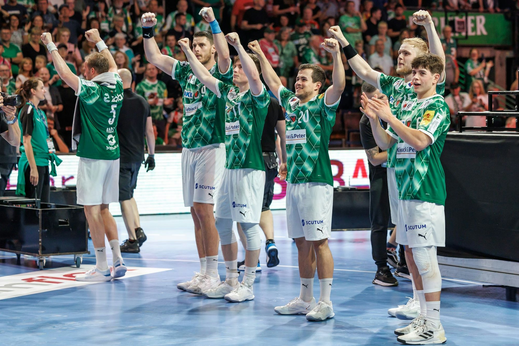 Meister-Matchball: Füchse Berlin vor historischem Triumph.