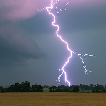 Für das Rheinland sind am Wochenende schwere Gewitter angekündigt.