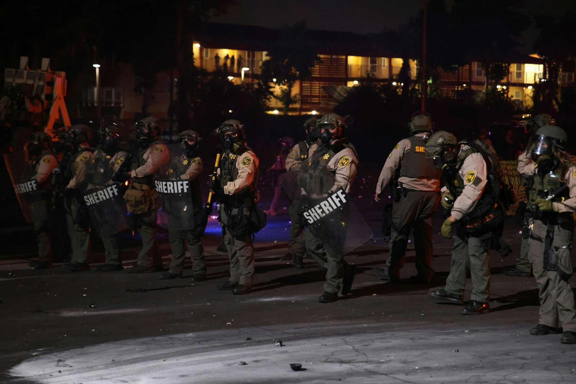 Auch örtliche Sicherheitskräfte sind bei den Protesten im Raum Los Angeles im Einsatz.