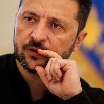 Wolodymyr Selenskyj, Präsident der Ukraine,  spricht zu Journalisten während einer Pressekonferenz.