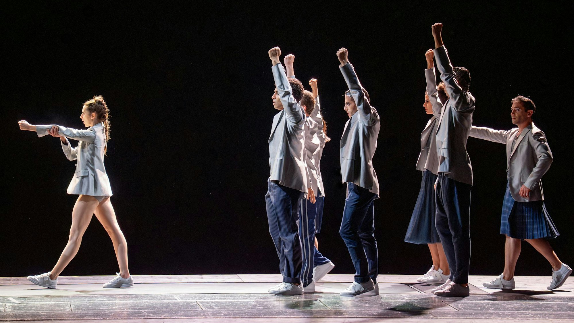 Richard Siegals Boléro-Choreografie aus der „Soirée Ravel“ am Ballett am Rhein