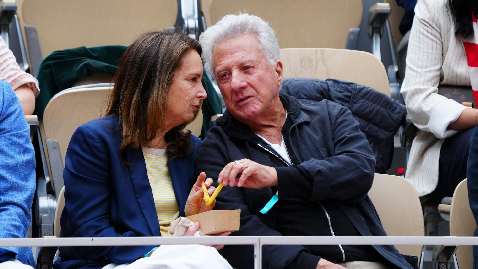 Dustin Hoffman mit seiner Ehefrau Lisa bei den French Open.